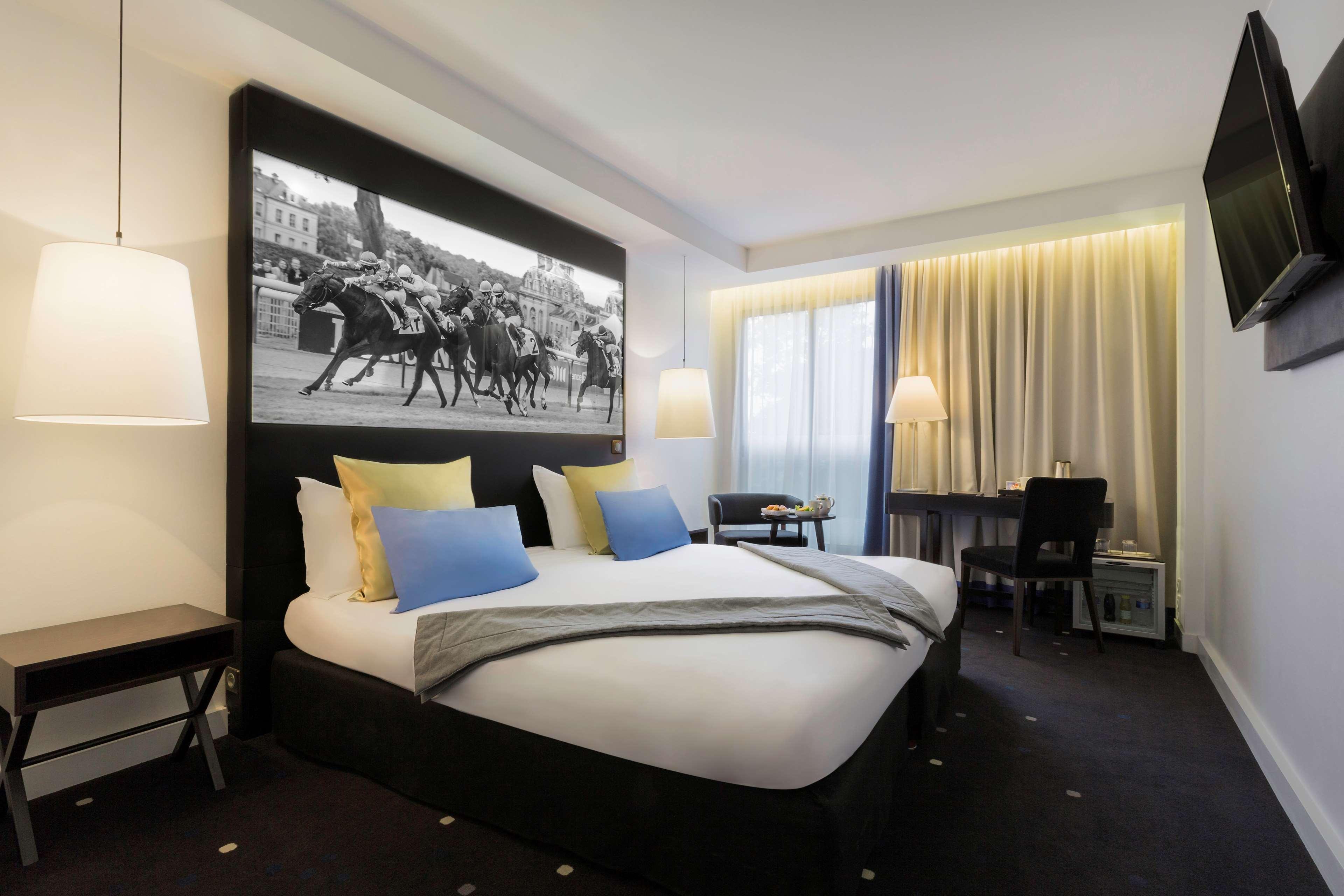 Best Western Plus Hotel Du Parc Chantilly Esterno foto